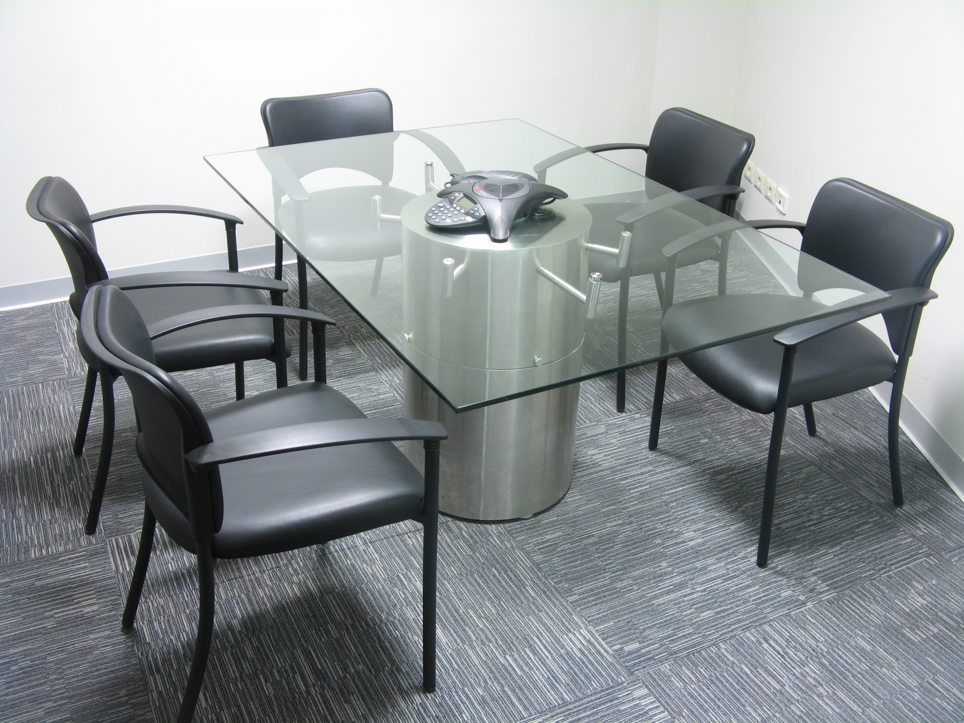 SN P – Sala de reuniones B